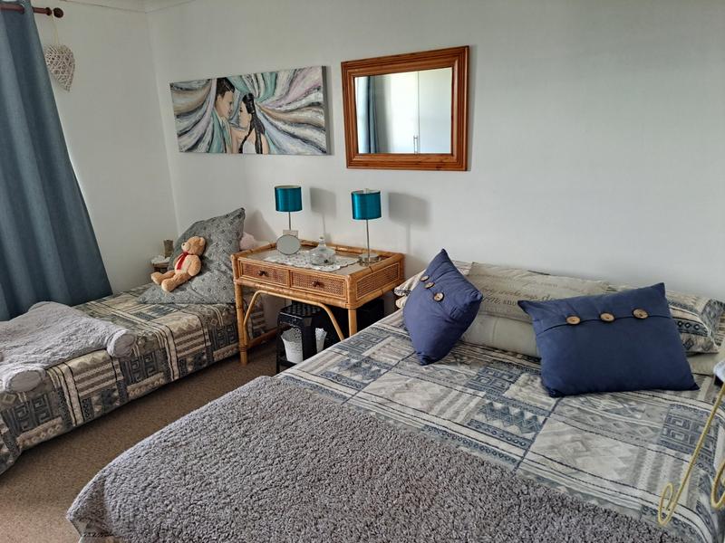 6 Bedroom Property for Sale in Kleinbaai Western Cape